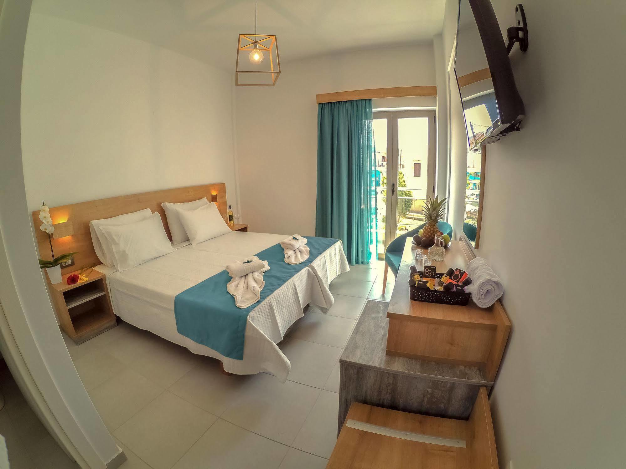 Castell Hotel Kissamos Luaran gambar